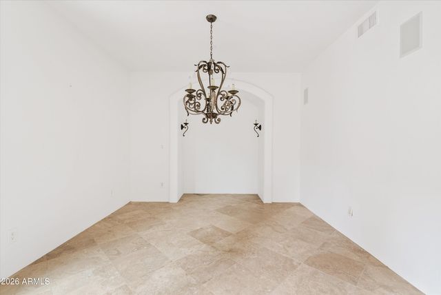 7199 E RIDGEVIEW Place 112, Carefree, AZ 85377