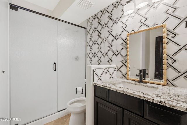 7199 E RIDGEVIEW Place 112, Carefree, AZ 85377