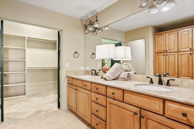 7199 E RIDGEVIEW Place 112, Carefree, AZ 85377