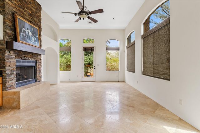 7199 E RIDGEVIEW Place 112, Carefree, AZ 85377