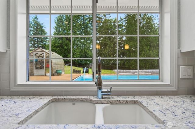 3120 Laurel Road, Longview, WA 98632