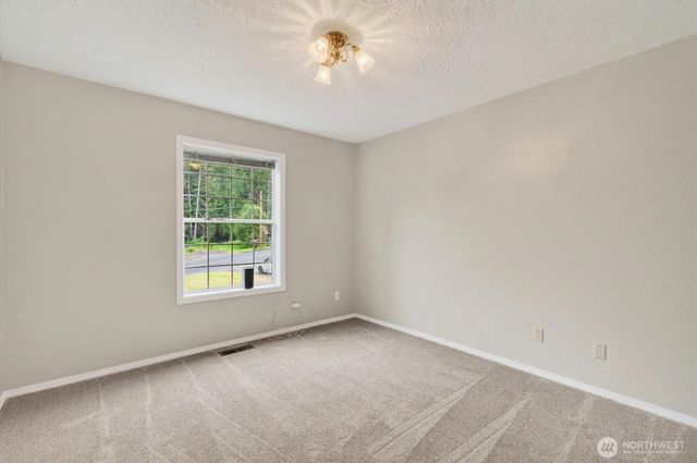 3120 Laurel Road, Longview, WA 98632