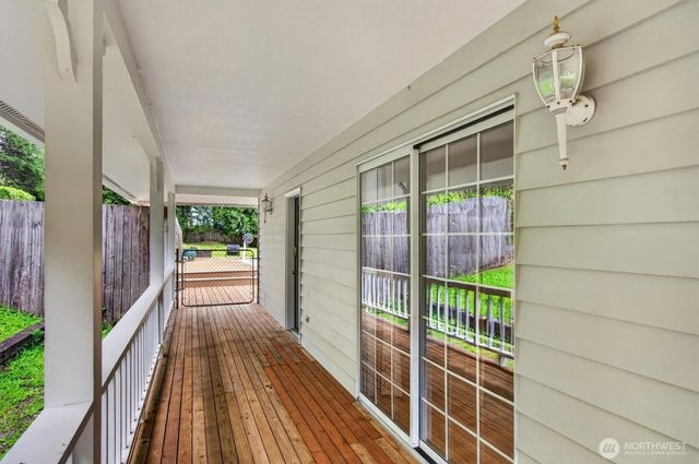 3120 Laurel Road, Longview, WA 98632