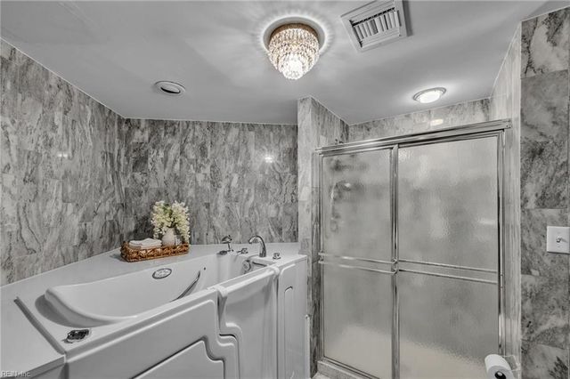 3556 Shore Dr Apt 801, Virginia Beach, VA 23455