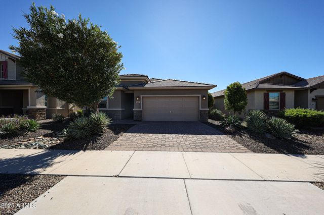 3639 E SOPHIE Lane, Phoenix, AZ 85042