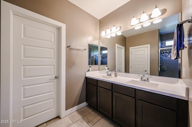 3639 E SOPHIE Lane, Phoenix, AZ 85042