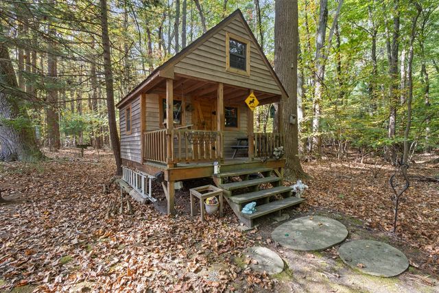 12370 Dunes Road, Sawyer, MI 49125