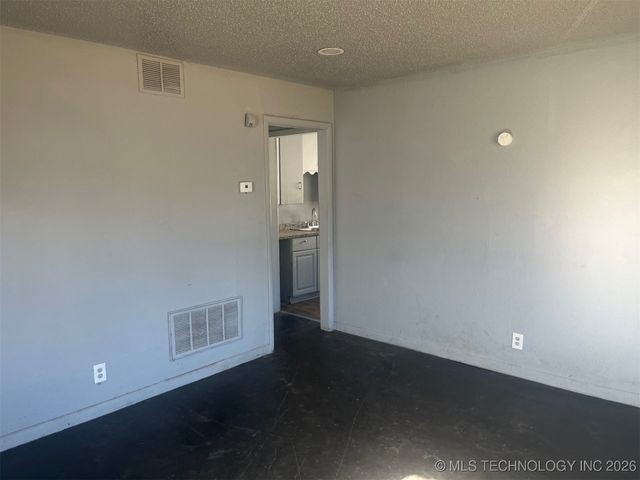 4624 N Cheyenne Avenue, Tulsa, OK 74126