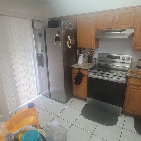 639 GOLDEN SUNSHINE CIRCLE, Orlando, FL 32807