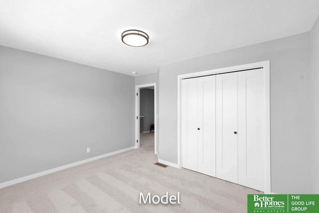 8613 N 177 Street, Bennington, NE 68007