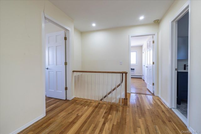 8 Patricia Court, Bethpage, NY 11714