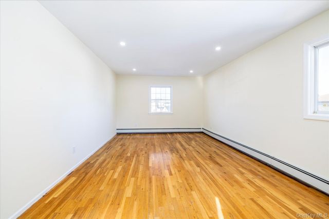 8 Patricia Court, Bethpage, NY 11714