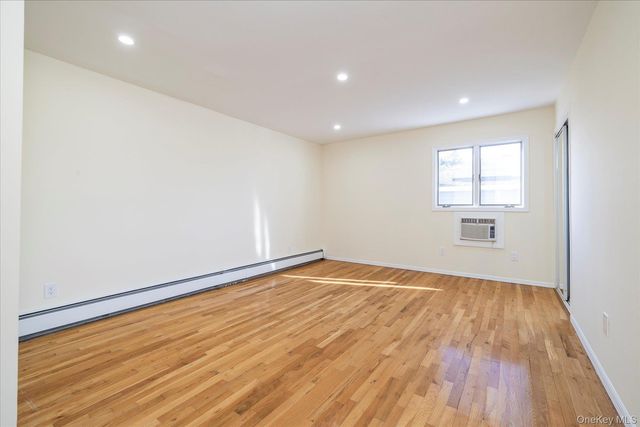 8 Patricia Court, Bethpage, NY 11714