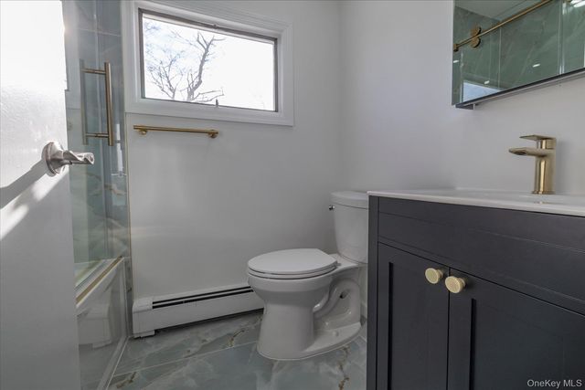 8 Patricia Court, Bethpage, NY 11714