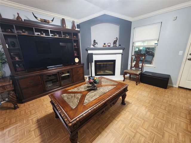 15006 Sugarhollow Drive, Sugar Land, TX 77498