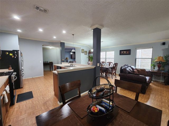 15006 Sugarhollow Drive, Sugar Land, TX 77498