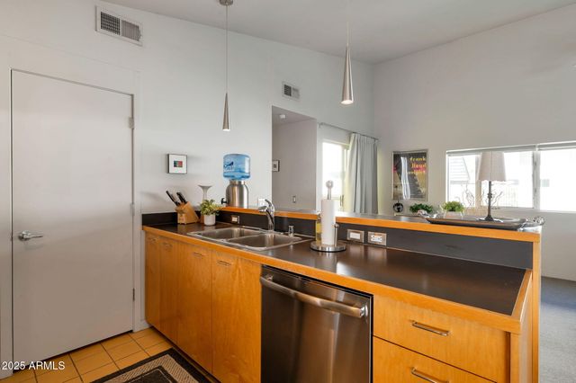 1111 W UNIVERSITY Drive 2026, Tempe, AZ 85281