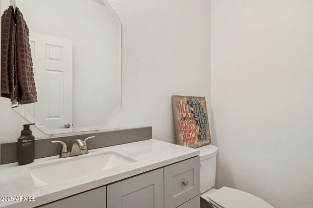 10903 E QUADE Avenue, Mesa, AZ 85212