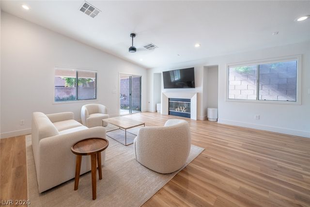 11617 Cabo Del Mesa Avenue, Las Vegas, NV 89138