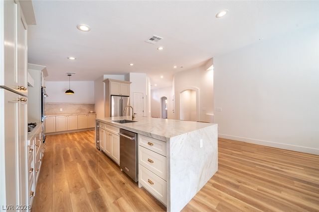 11617 Cabo Del Mesa Avenue, Las Vegas, NV 89138
