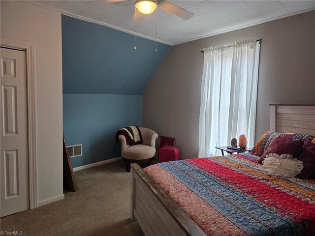 302 Spring Street, Mount Airy, NC 27030