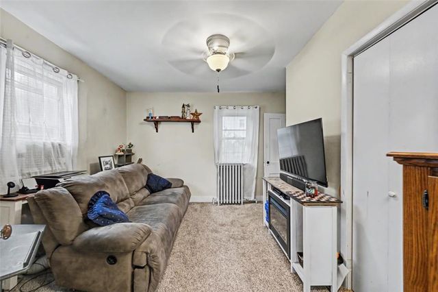 309 Jubilee Drive, Stockertown Boro, PA 18083