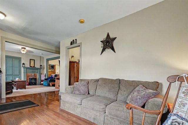309 Jubilee Drive, Stockertown Boro, PA 18083