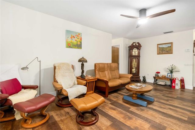 610 SAINT ALBANS COURT 19D, West Melbourne, FL 32904