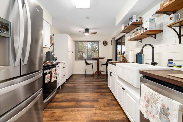 610 SAINT ALBANS COURT 19D, West Melbourne, FL 32904