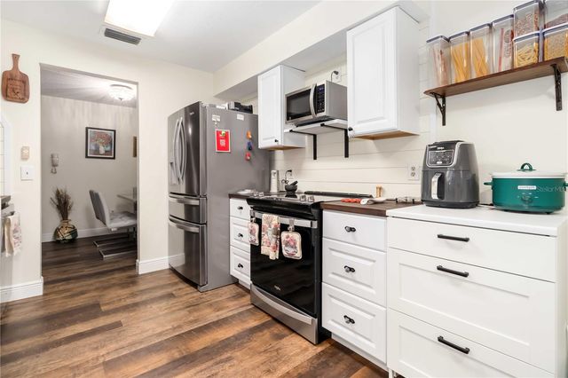 610 SAINT ALBANS COURT 19D, West Melbourne, FL 32904