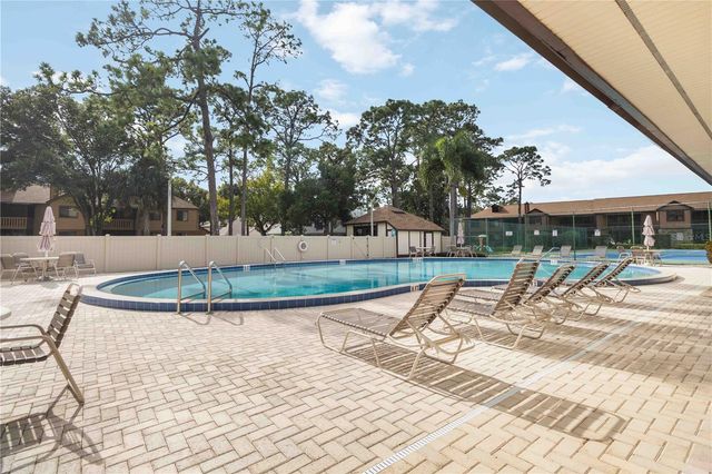 610 SAINT ALBANS COURT 19D, West Melbourne, FL 32904