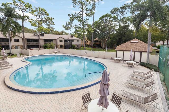 610 SAINT ALBANS COURT 19D, West Melbourne, FL 32904