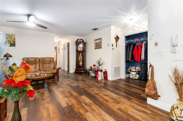 610 SAINT ALBANS COURT 19D, West Melbourne, FL 32904