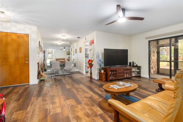 610 SAINT ALBANS COURT 19D, West Melbourne, FL 32904