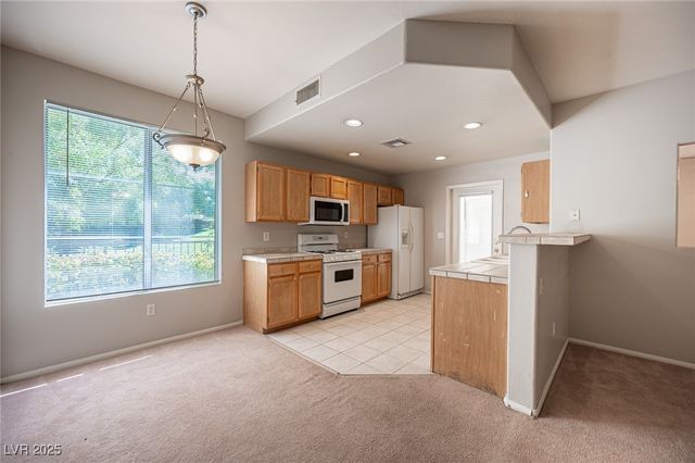 10211 Red Pueblo Place 103, Las Vegas, NV 89144