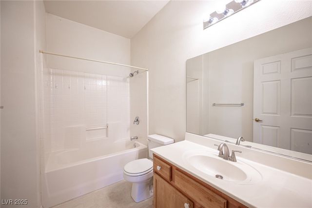 10211 Red Pueblo Place 103, Las Vegas, NV 89144