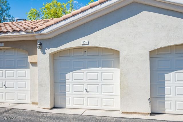 10211 Red Pueblo Place 103, Las Vegas, NV 89144