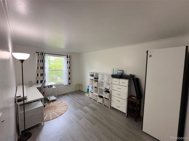 3757 Oxley Drive, Troy, MI 48083