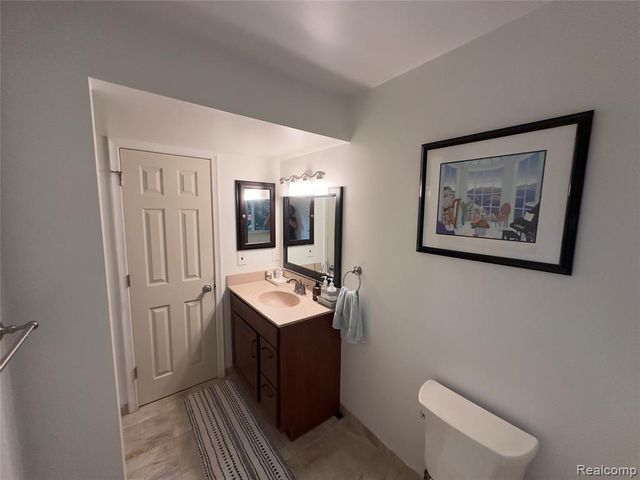 3757 Oxley Drive, Troy, MI 48083