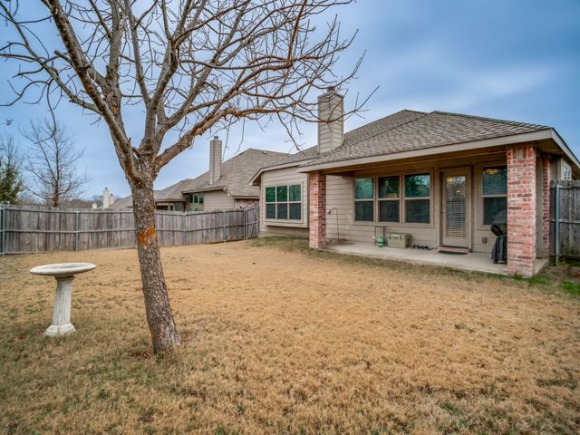 315 Crosscreek Drive, Princeton, TX 75407