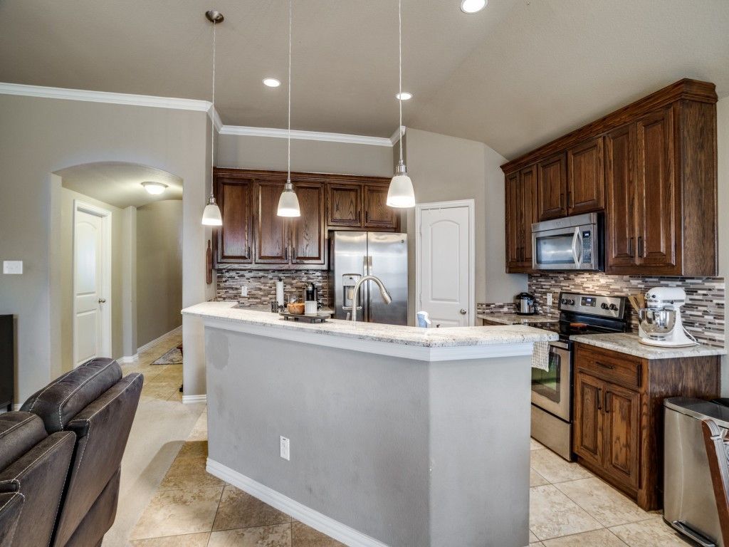 315 Crosscreek Drive, Princeton, TX 75407