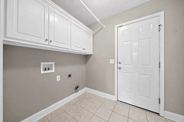 5018 Briarwood Court, Phenix City, AL 36867