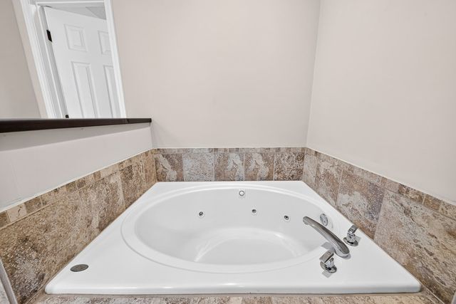 5018 Briarwood Court, Phenix City, AL 36867