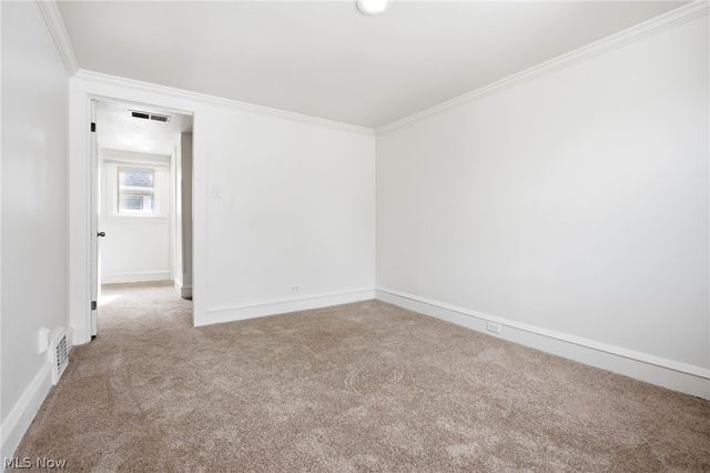 10113 Loretta Avenue, Cleveland, OH 44111
