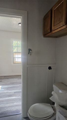 7956 Hull Avenue, Dallas, TX 75216