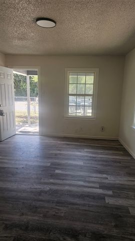 7956 Hull Avenue, Dallas, TX 75216