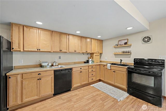 20106 Marine View Drive SW, Normandy Park, WA 98166