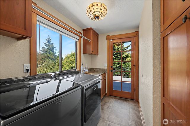 20106 Marine View Drive SW, Normandy Park, WA 98166