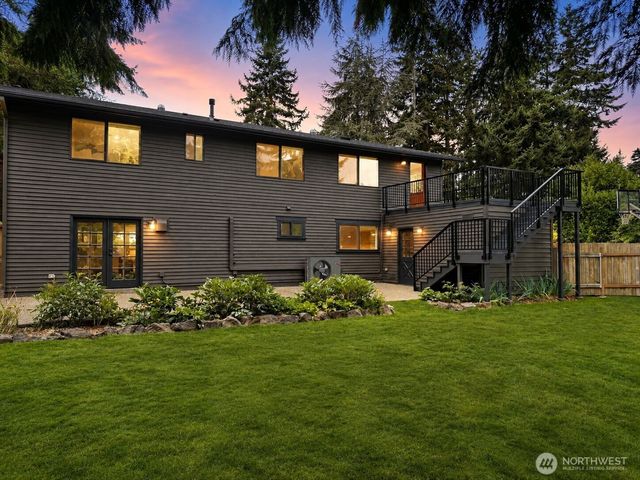 20106 Marine View Drive SW, Normandy Park, WA 98166