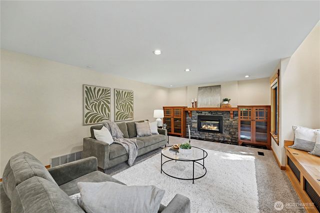 20106 Marine View Drive SW, Normandy Park, WA 98166